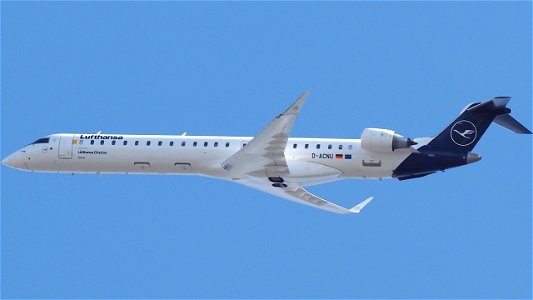 Mitsubishi CRJ-900LR D-ACNULufthansa CityLine from Geneva (6100 ft.)
