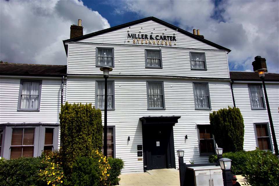 The White Rabbit 🐇 Maidstone