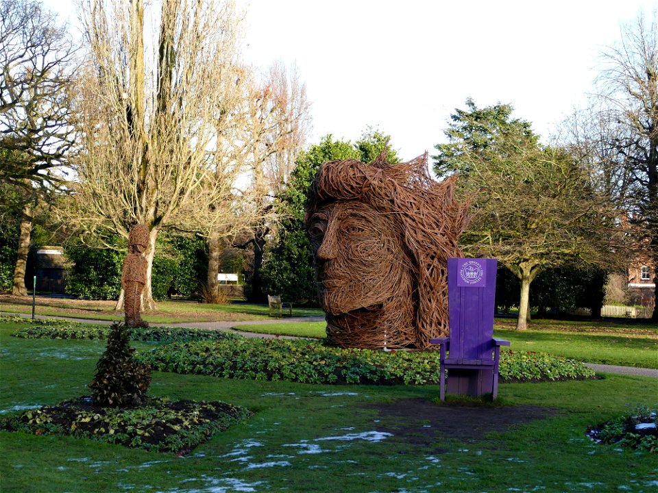 Grosvenor Park Sculpture photo