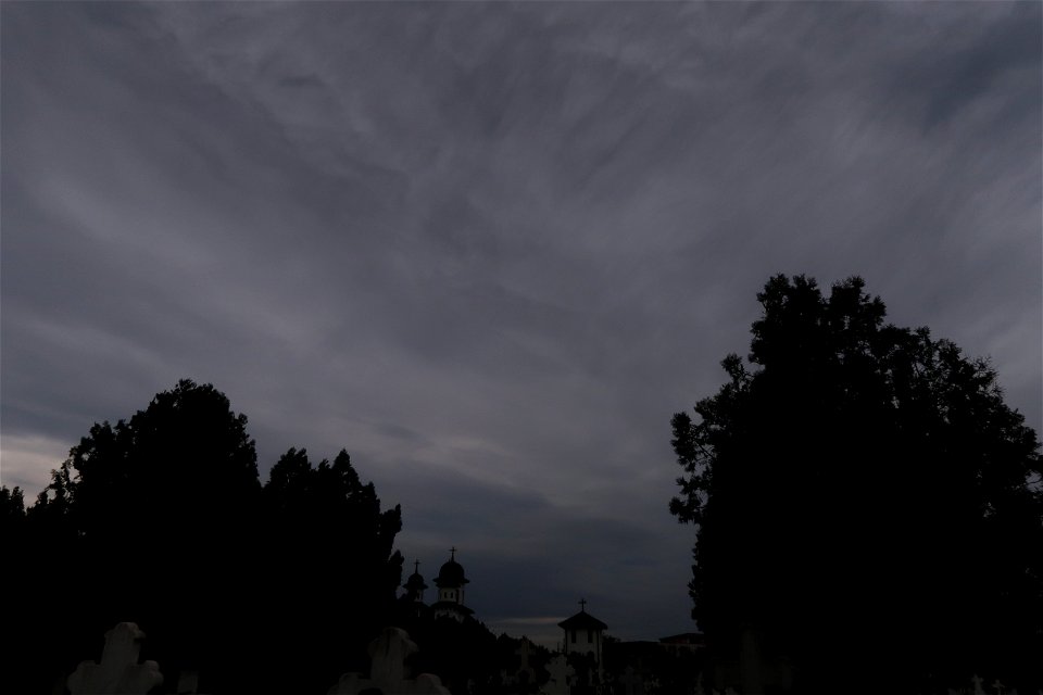 clouds_nori_contrail2023_0218_114110