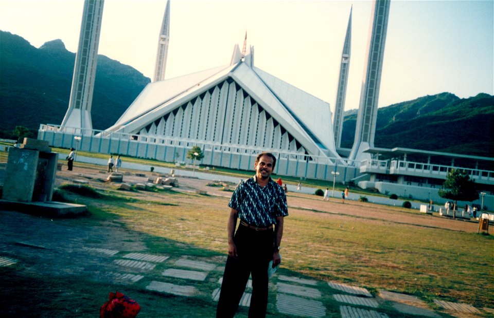Jay Transits Thru Pakistan