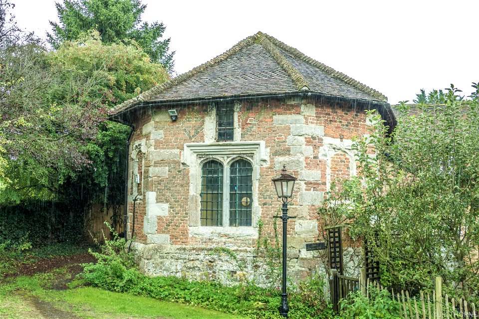 OTFORD PALACE (Rainy day)