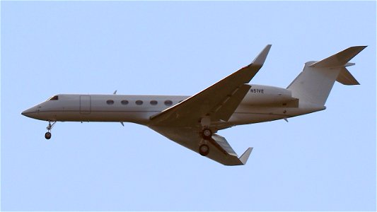 Gulfstream G-V N51VE from RAF Brize Norton (3900 ft.)