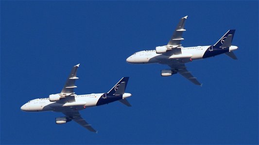 Airbus A319-114-D-AILB Lufthansa (Operated by Lufthansa CityLine) from Bilbao (13200 ft.)