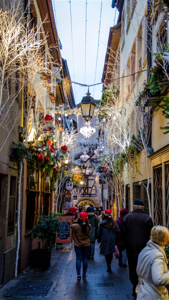 La rue du chaudron veut nous en mettre plein la vue photo