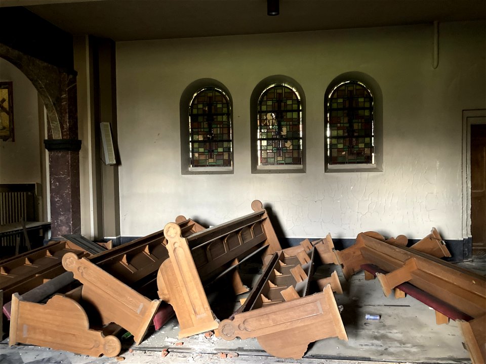Kasteel en klooster St. Anna te Heel, dominospel in de kerk