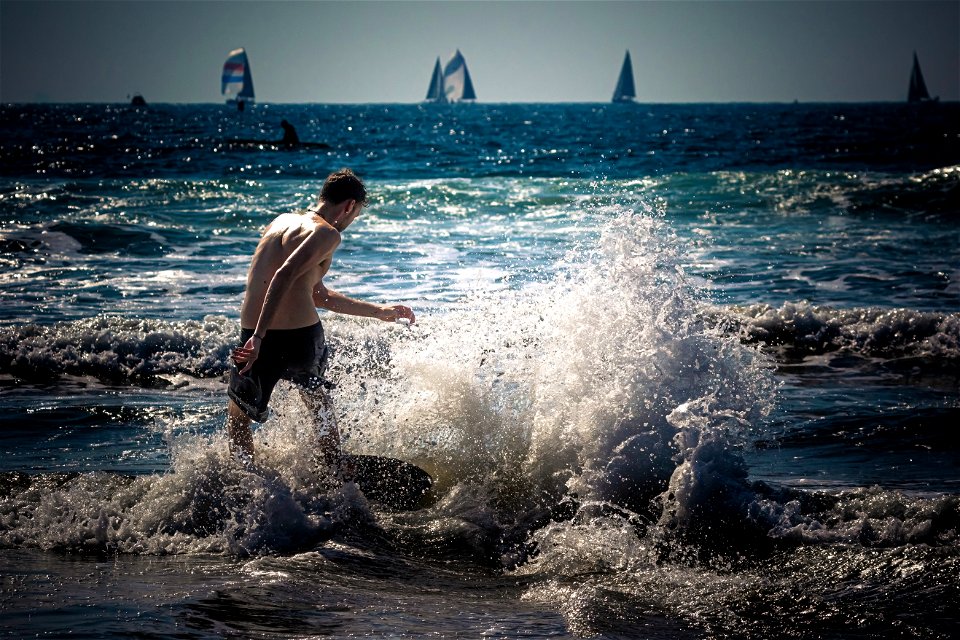 Skimboarding: parallel lines. Sliding doors.