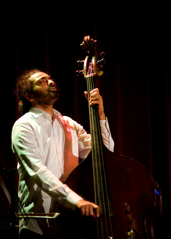 Charles Lloyd Quintet 5 november 2019 Tivoli Vredenburg Utrecht - Harish Raghavan