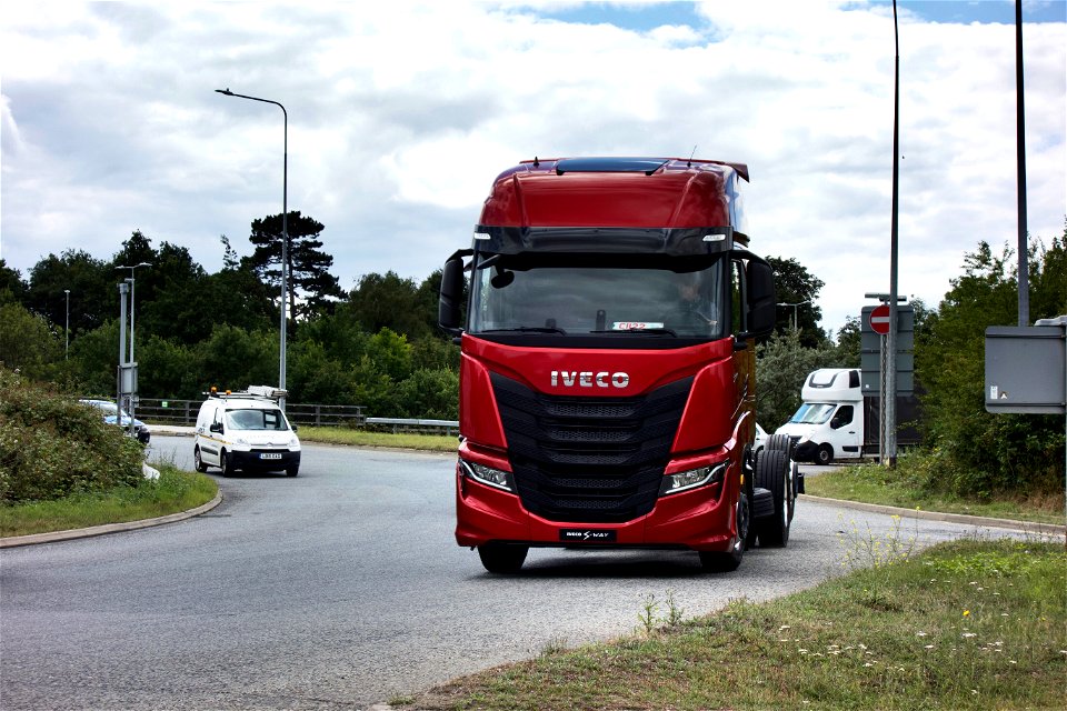 New IVECO on trade plates M20 J5