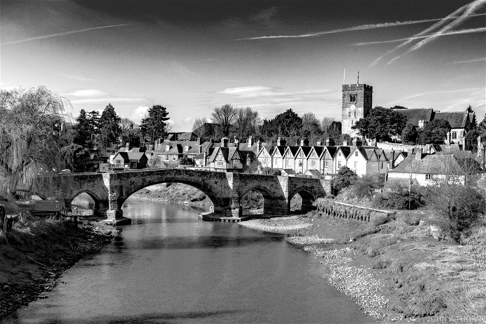 Aylesford Village, Low Tide.