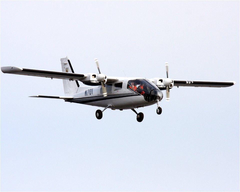 USFWS Plane N701