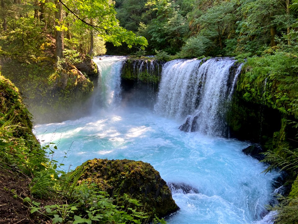 Spirit Falls in WA