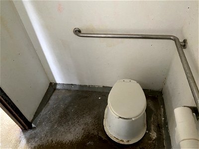Trash and vandalism at Umpqua Hot bsprings on the Umpqua National Forest