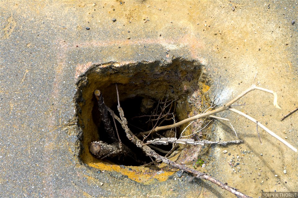 Footpath Collapse River Medway Aylesford & Sink Hole