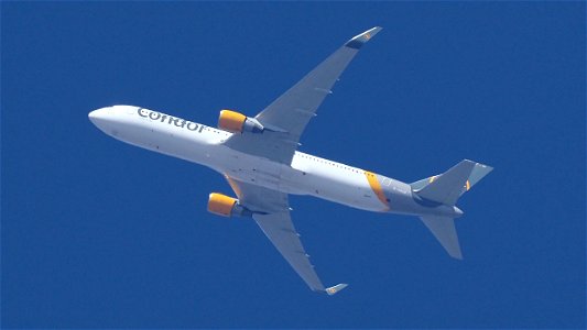 Boeing 767-330(ER) D-ABUD Condor to Punta Cana (15000 ft.)