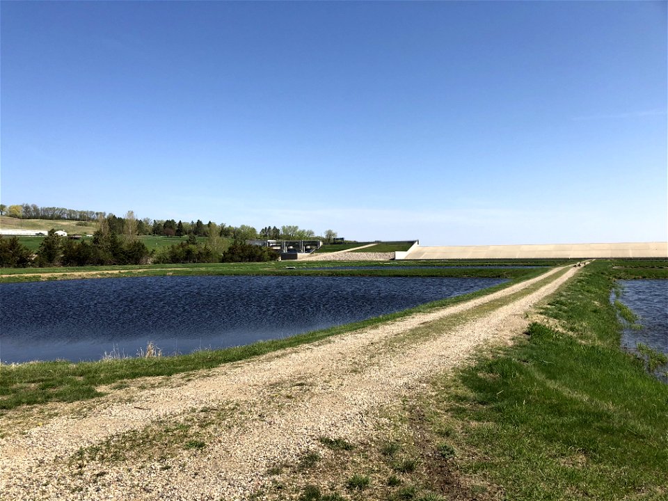 Baldhill Dam Rearing Subunit of Valley City National Fish Hatchery photo