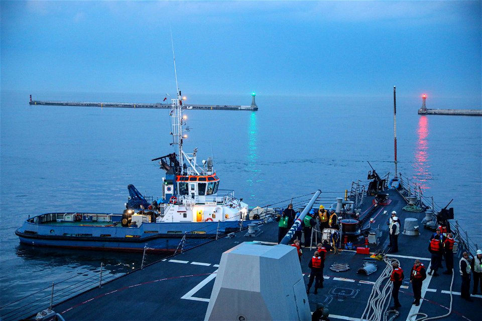 USS Gravely (DDG 107) Departs From Gdynia, Poland, May 11, 2022