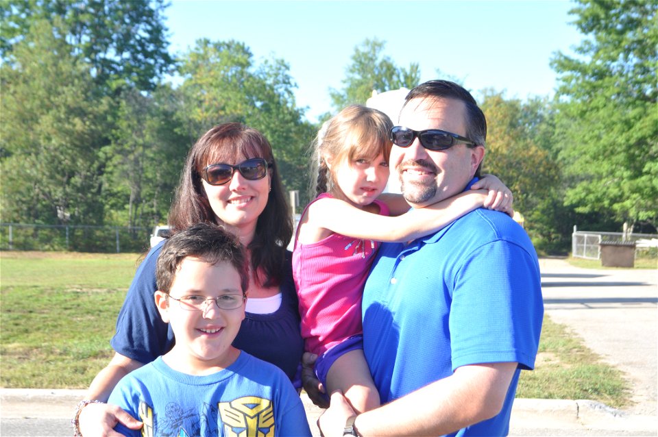 Aaron Woldt, FWCO Supervisor, and family. USFWS Photo. photo