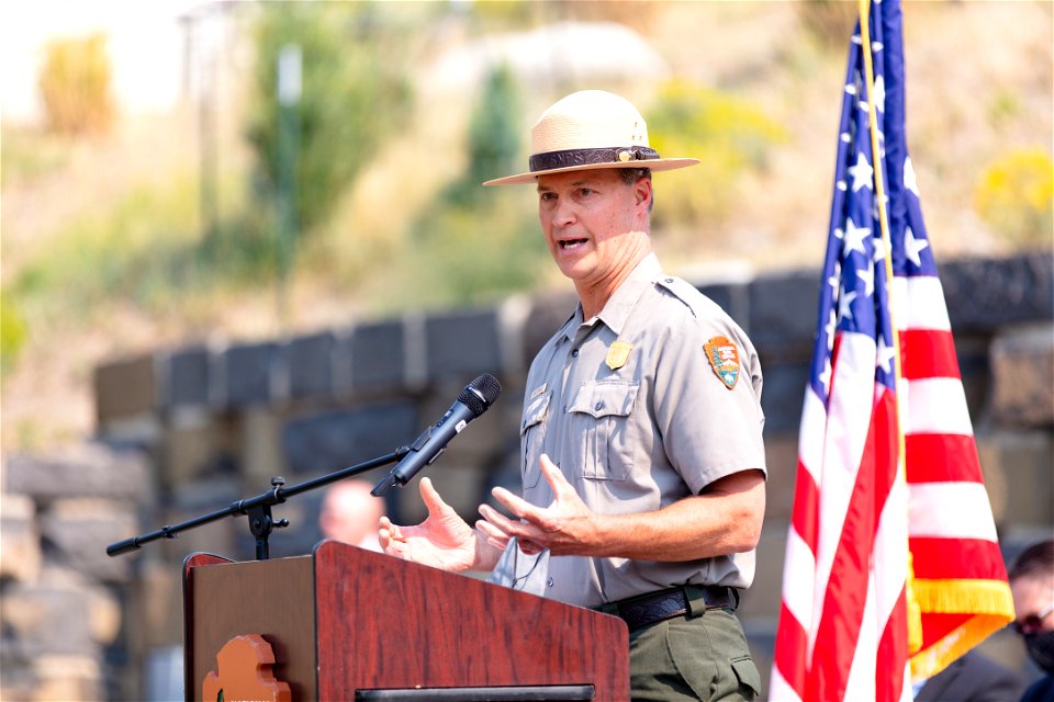2021 Naturalization Ceremony (49): Deputy Superintendent Mike Tranel
