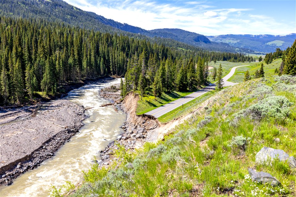 Yellowstone flood event 2022: Northeast Entrance Road washout near Trout Lake Trailhead (7)