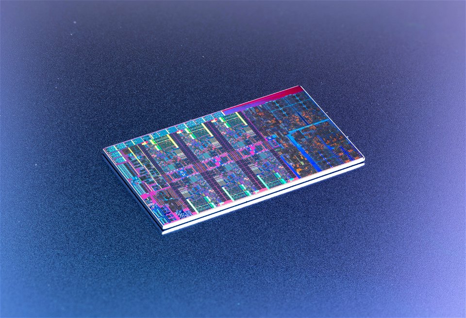 Intel@14nm++@CoffeeLake@Coffee_Lake-S@i7-8700K@SR3QR___DSC02197-DSC02304