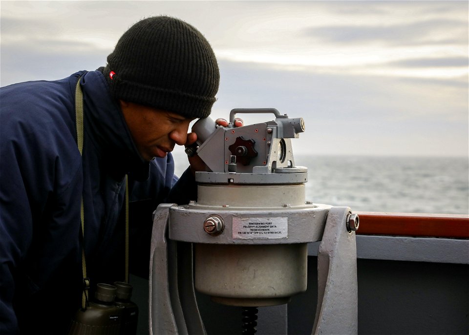 USS Porter (DDG 78) Find your Bearing photo