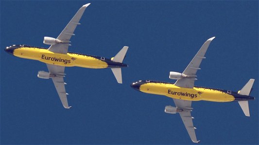 Airbus A320-214  D-AIZR Eurowings (Borussia Dortmund Livery)  to Palma de Mallorca (15200 ft.)