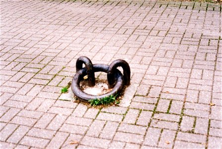 Mooring ring, Greenland Dock