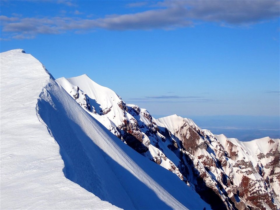 20211031-GP-Winter arriving at Mount St Helens rim by  Andy Goodwin