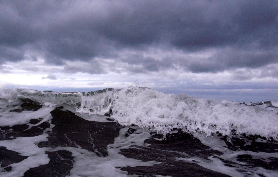 Kiteboarding, Waves, Saunton Sands Beach, Braunton, North Devon, UK   4th Oct 2022  Sea&Sea DX-2G photo