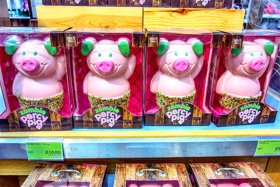 ZOMBIE PERCY PIG £3.45 per 100g. £10.00 I think I can wait until November.