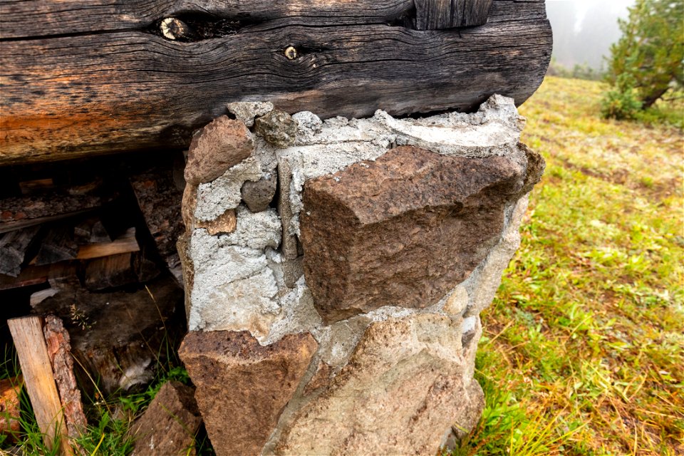 Lamar Mountain Patrol Cabin: north east foundation post