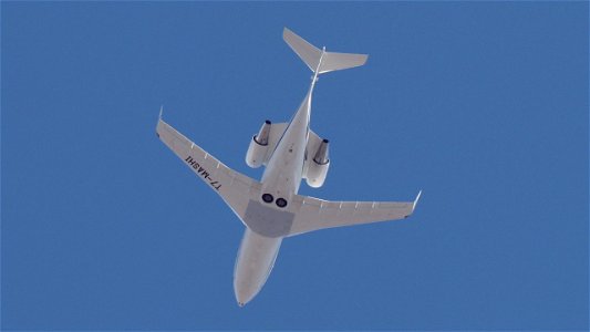 Bombardier CL-600-2B16 Challenger 650 T7-MASHI Orascom Aviation from Venice (7900 ft.)