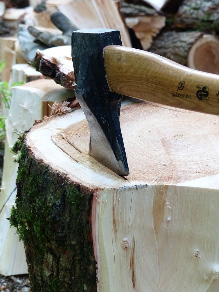 Wood chop make wood log