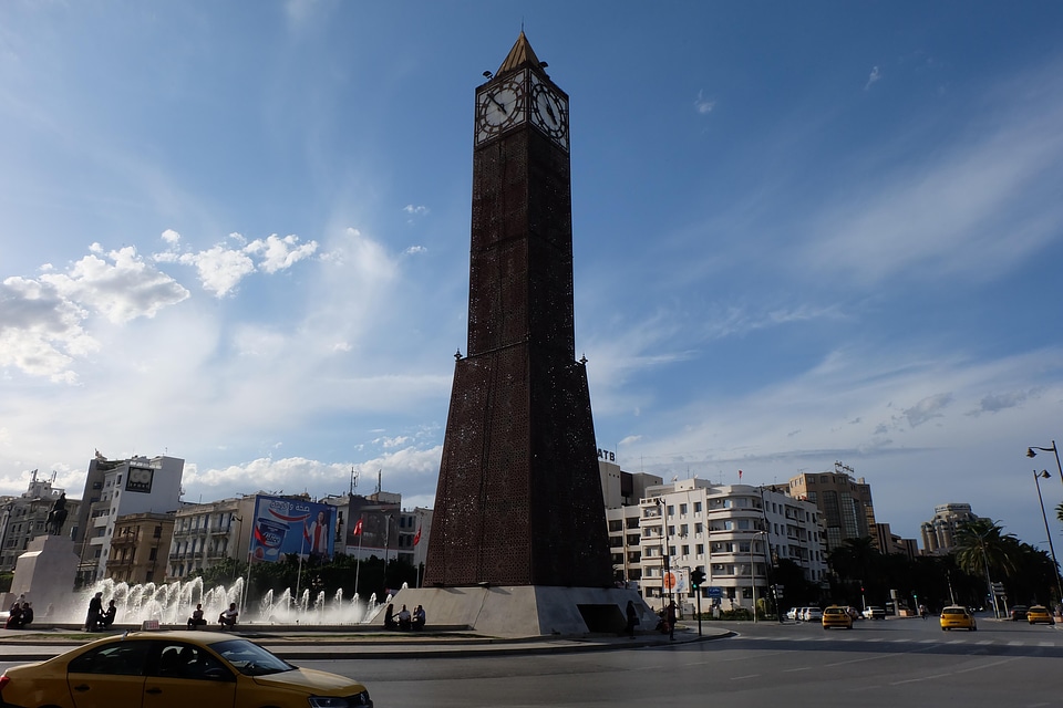 Pubic square monument clock