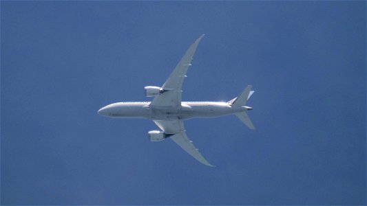 Boeing 787-8 N28912 United Airlines to Chicago (16000 ft.) photo