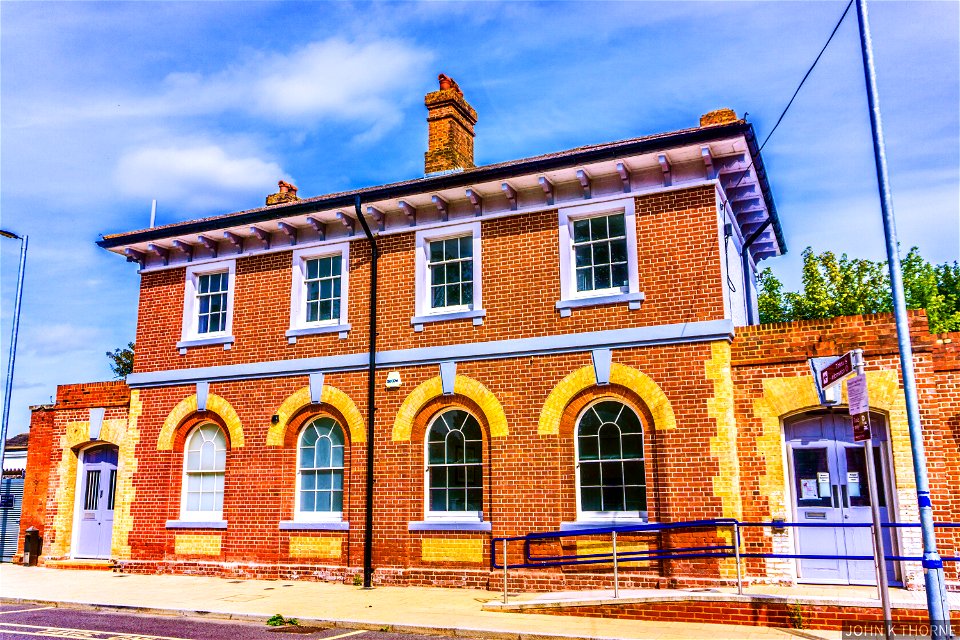 SNODLAND STATION, HIGH STREET, SNODLAND, ME6 5AN Listed Building grade 2