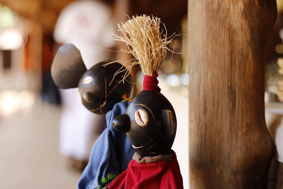 Art craft wooden puppets