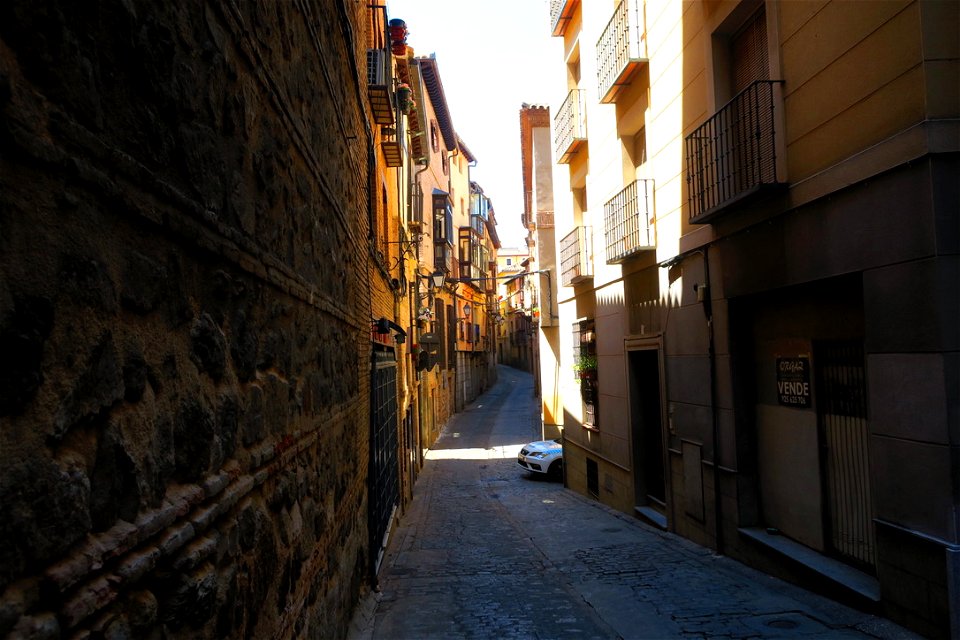 Calle de Alfileritos