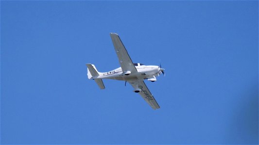 Cirrus SR22-GTS G3 D-EWGL (3200 ft.)