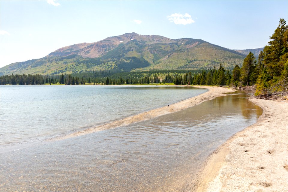 Witch Creek flowing into Heart Lake