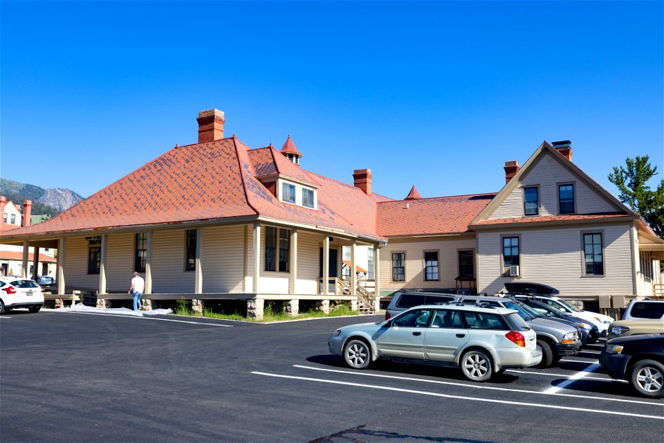 Fort Yellowstone improvement project: Yellowstone Center for Resources before roof paining (2)