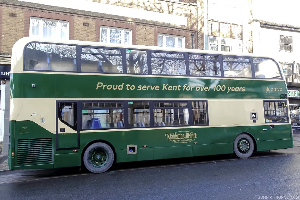 YX17NFF Maidstone & District Arriva Route 101. High Street Maidstone