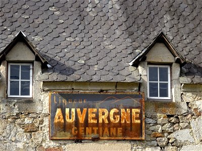 Ancienne publicité métallique : Liqueur Auvergne Gentiane