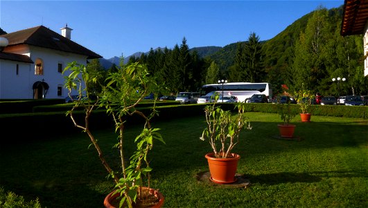 Sambata_monastery_mo2018_0826_083312