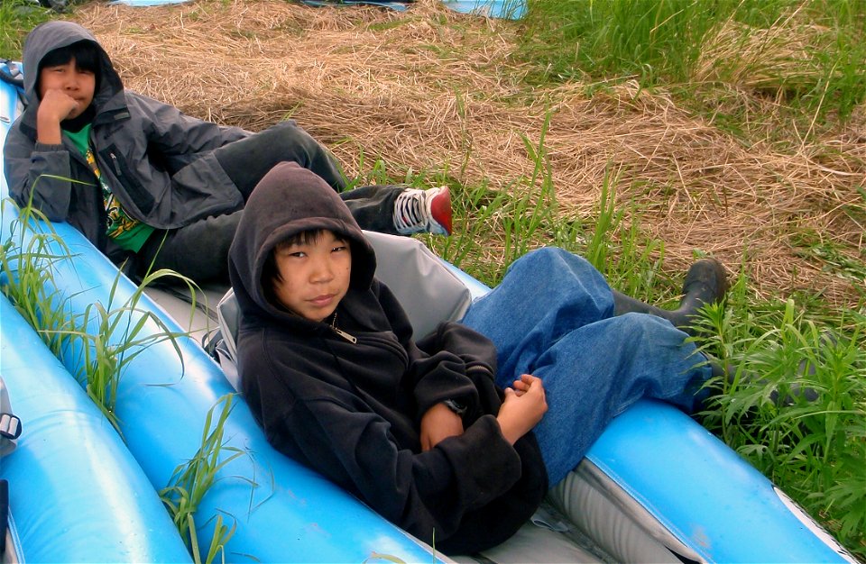 Samson and Darryl in kayaks