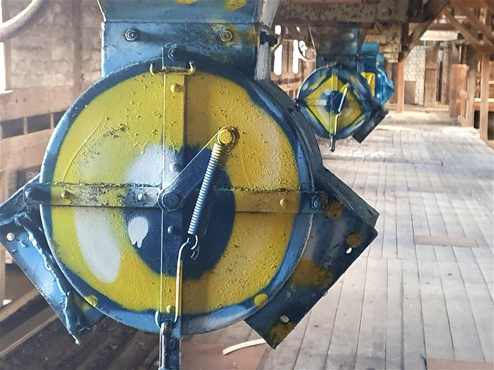 neusser lagerhaus gesellschaft ag urbex