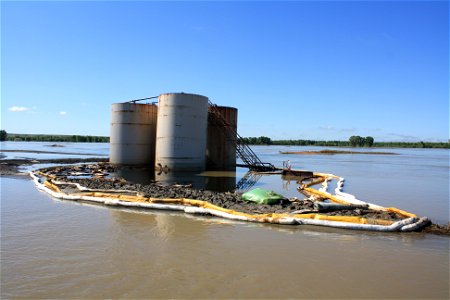 Oil Spill During Missouri River Flooding photo