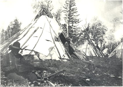 Birch Bark Teepees at indian village on Basswood Lake near Washington Island, 1903