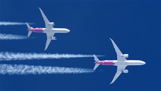 Boeing 787-9 Dreamliner HZ-ARB Saudia (Riyadh Season 2021 Livery) - Frankfurt to Jeddah (42000 ft.) photo